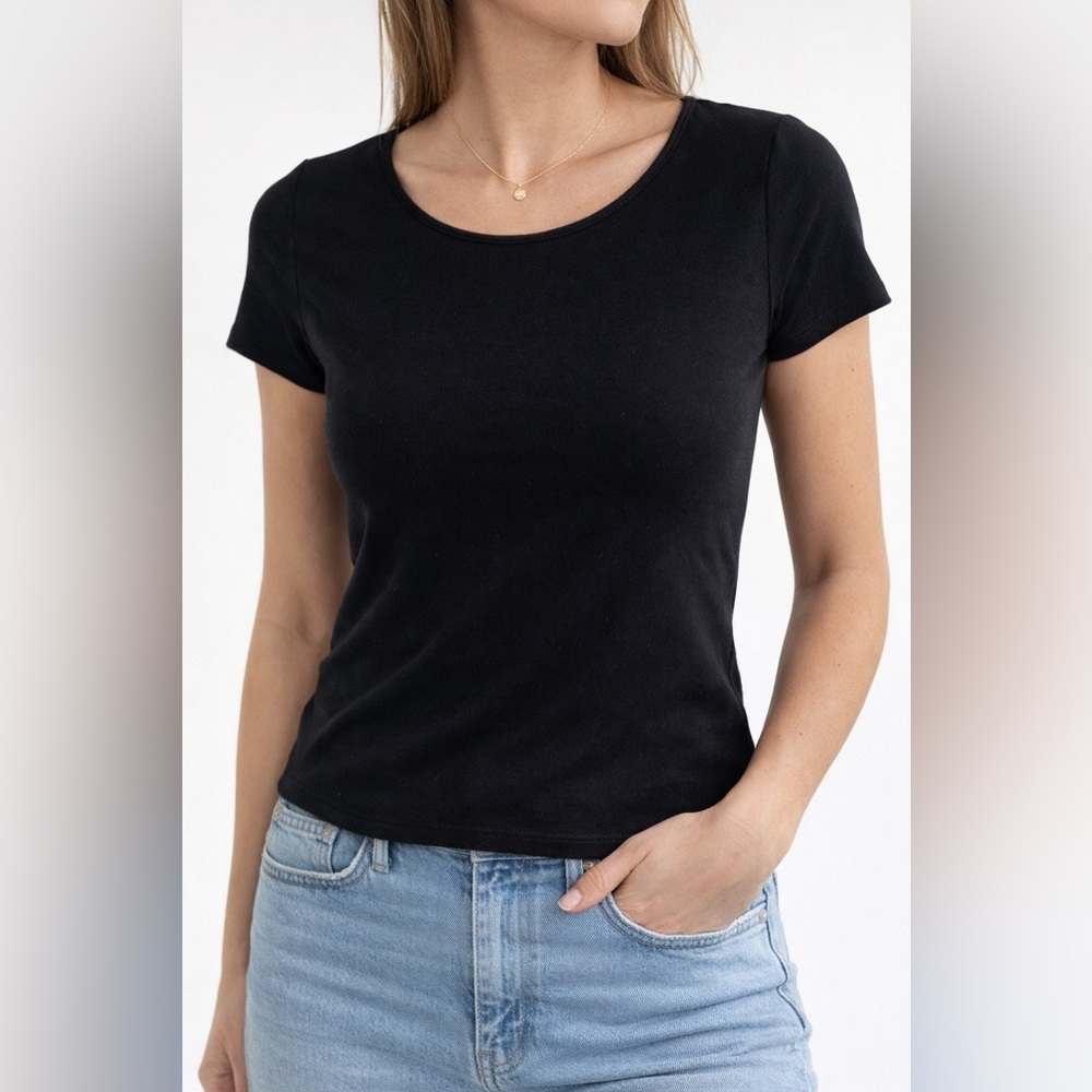 Active V Black Double Layer Short Sleeve Top Size M Stretch Basic